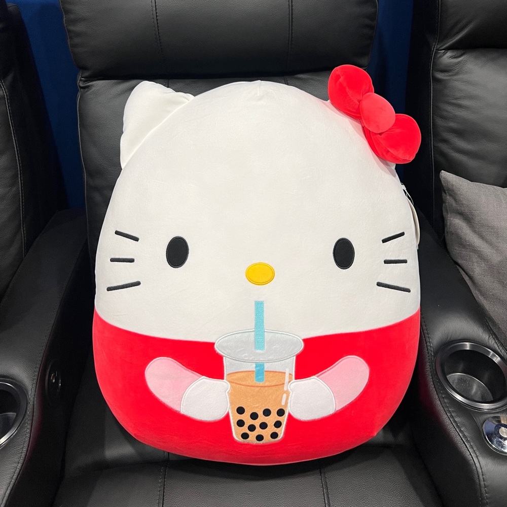 Boba Hello Kitty 20” Squishmallow